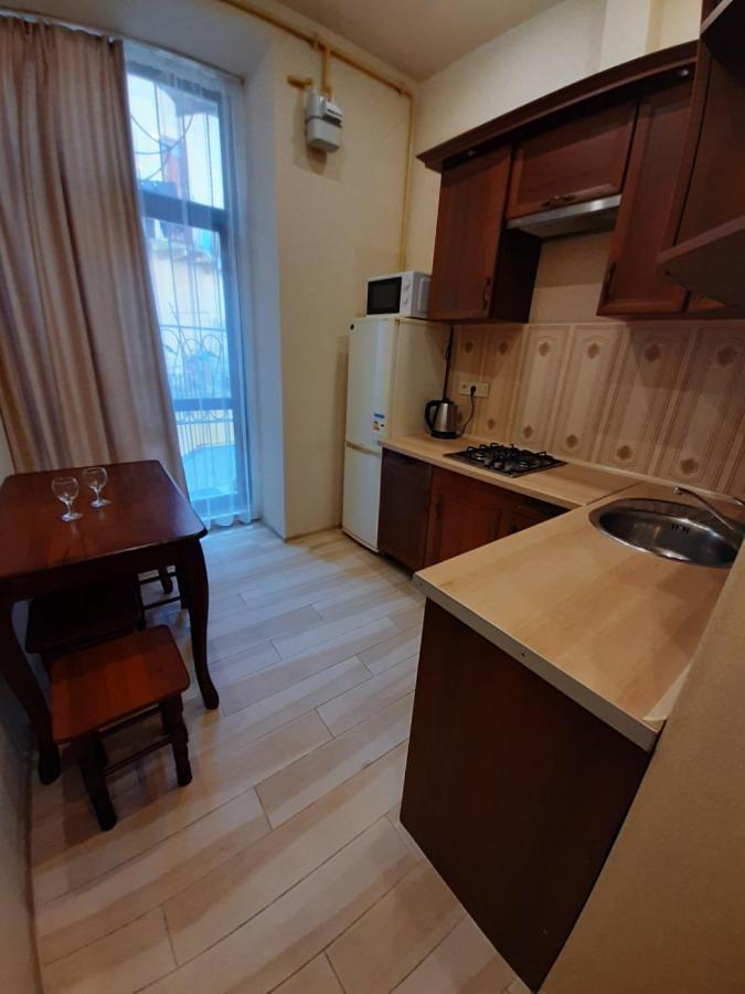On Kulisha 41 * Lviv